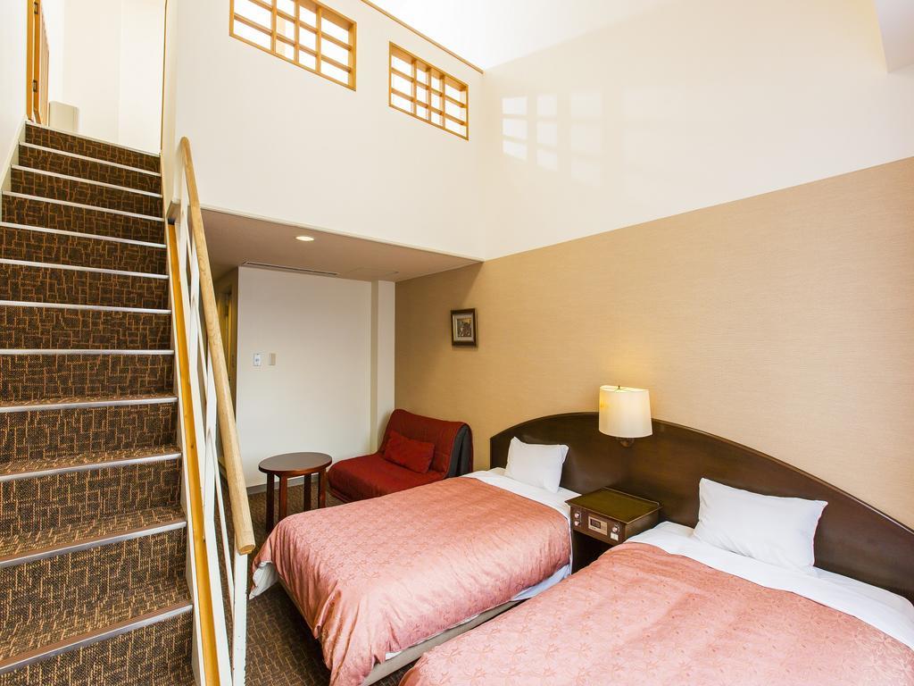 Hotel Sunvalley Насу Екстериор снимка