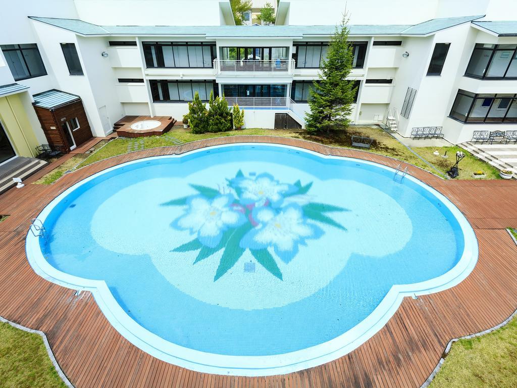 Hotel Sunvalley Насу Екстериор снимка