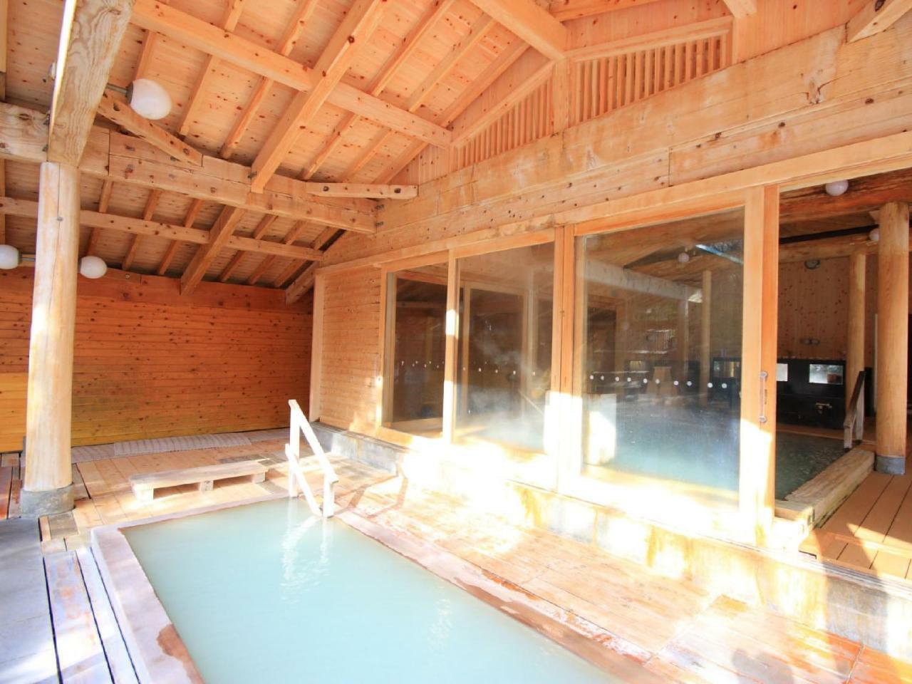 Hotel Sunvalley Насу Екстериор снимка