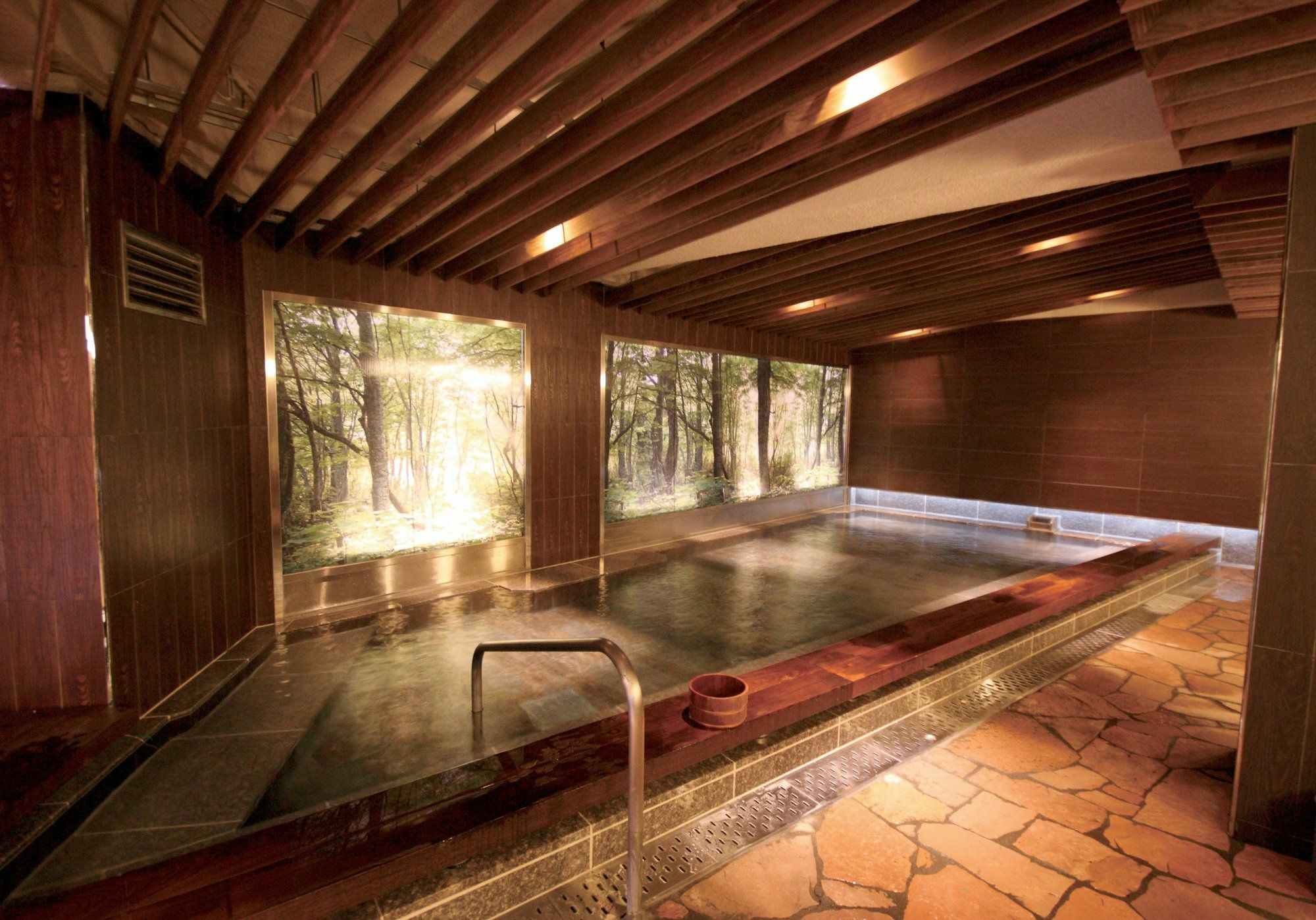 Hotel Sunvalley Насу Екстериор снимка